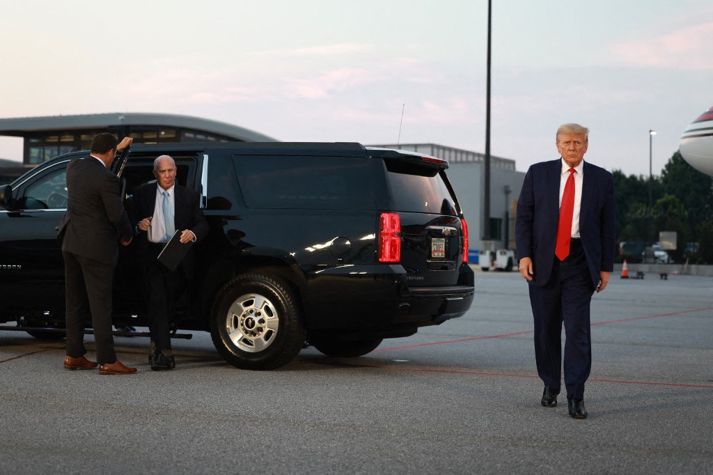 Abogado de Trump defendió que un juicio en Georgia interferiría con las elecciones