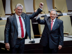 Raúl Castro reapareció para celebrar el 65 aniversario de la revolución cubana
