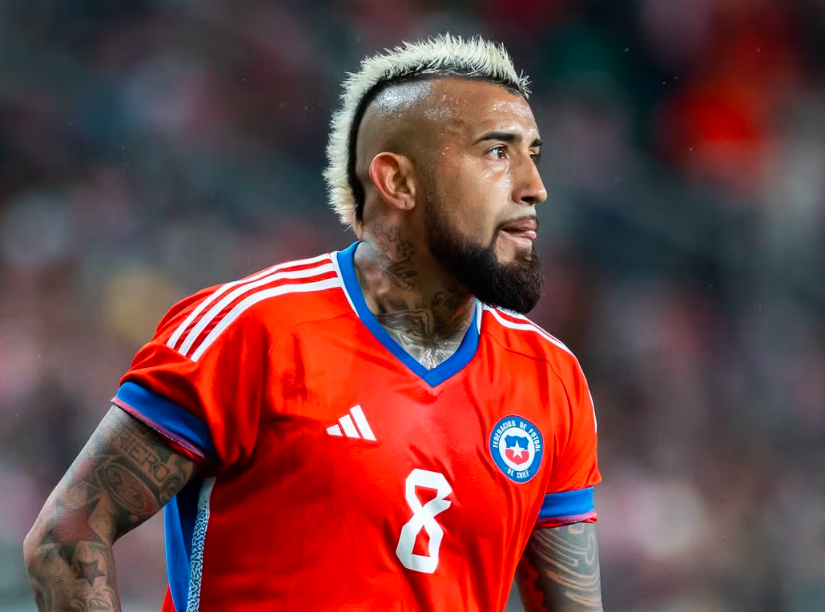 Arturo Vidal se alista para su debut con Colo Colo en un triangular amistoso