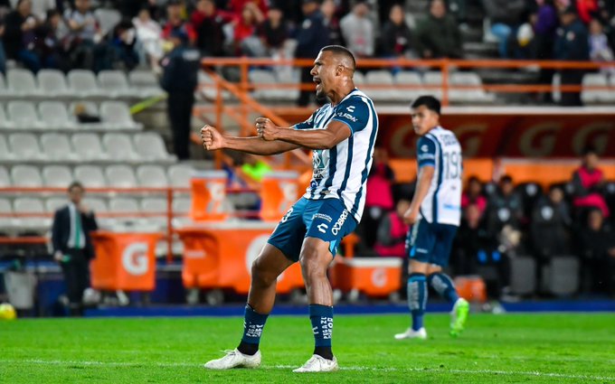 Salomón Rondón sigue brillando en México: el venezolano anotó su primer doblete con el Pachuca