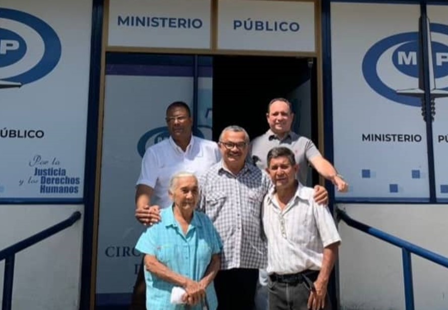 Piden que la Fiscalía restituya derechos a una mujer de 78 años sacada de su finca en Barinas