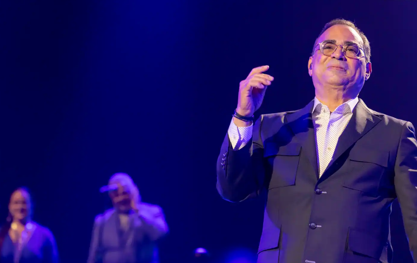 Gilberto Santa Rosa considera que “la gente va muy rápido y no se saborea la música”