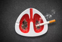 Los cuatro hábitos que limpian los pulmones de los fumadores