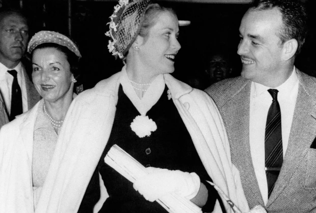 La enemiga de Grace Kelly: La tía de Carolina de Mónaco y su complot para quedarse con el trono de su hermano Rainiero