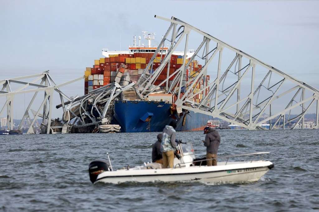 La cifra de personas que siguen sin ser localizadas tras el colapso del puente de Baltimore