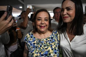 El País: La oposición venezolana denuncia una maniobra para frenar la candidatura de Corina Yoris