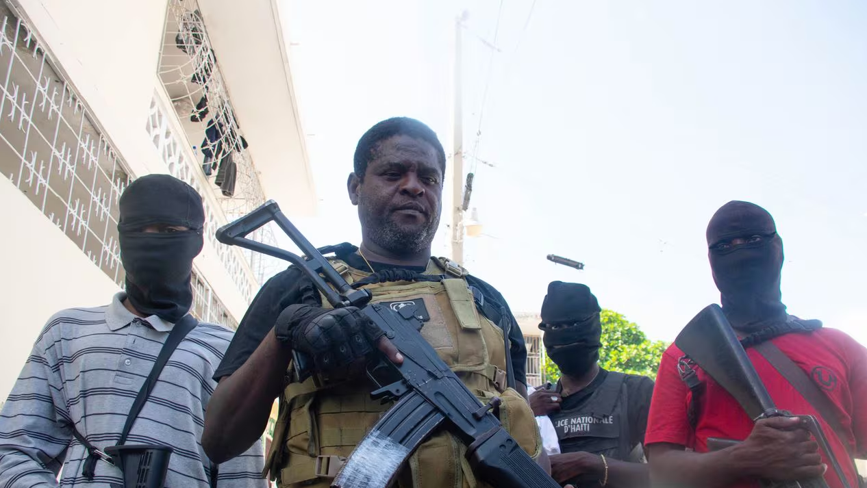 ¿Qué hay detrás de las reales pandillas caníbales en Haití y su terrible cabecilla “Barbecue”?