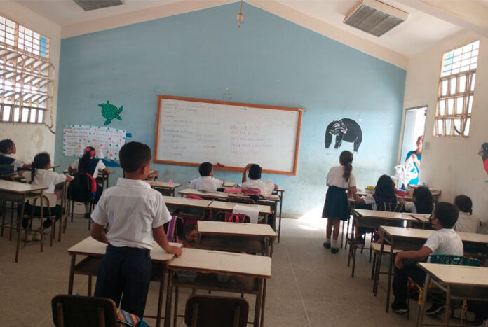 Reportan más del 15% de inasistencia en instituciones educativas de Venezuela