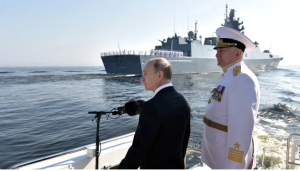 Rusia destituyó al jefe de la Armada tras los duros golpes ucranianos a su flota en el mar Negro