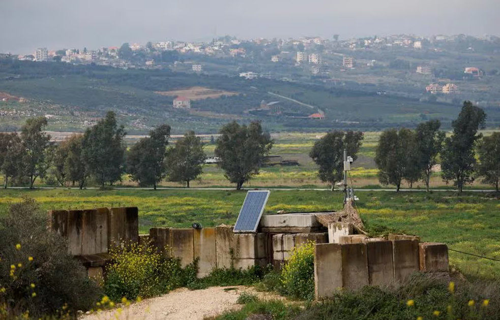 Hezbolá lanzó andanada de cohetes contra una localidad israelí