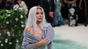 “En cualquier momento se desmaya”: La razón por la que el vestido de Kim Kardashian causó polémica en la Met Gala