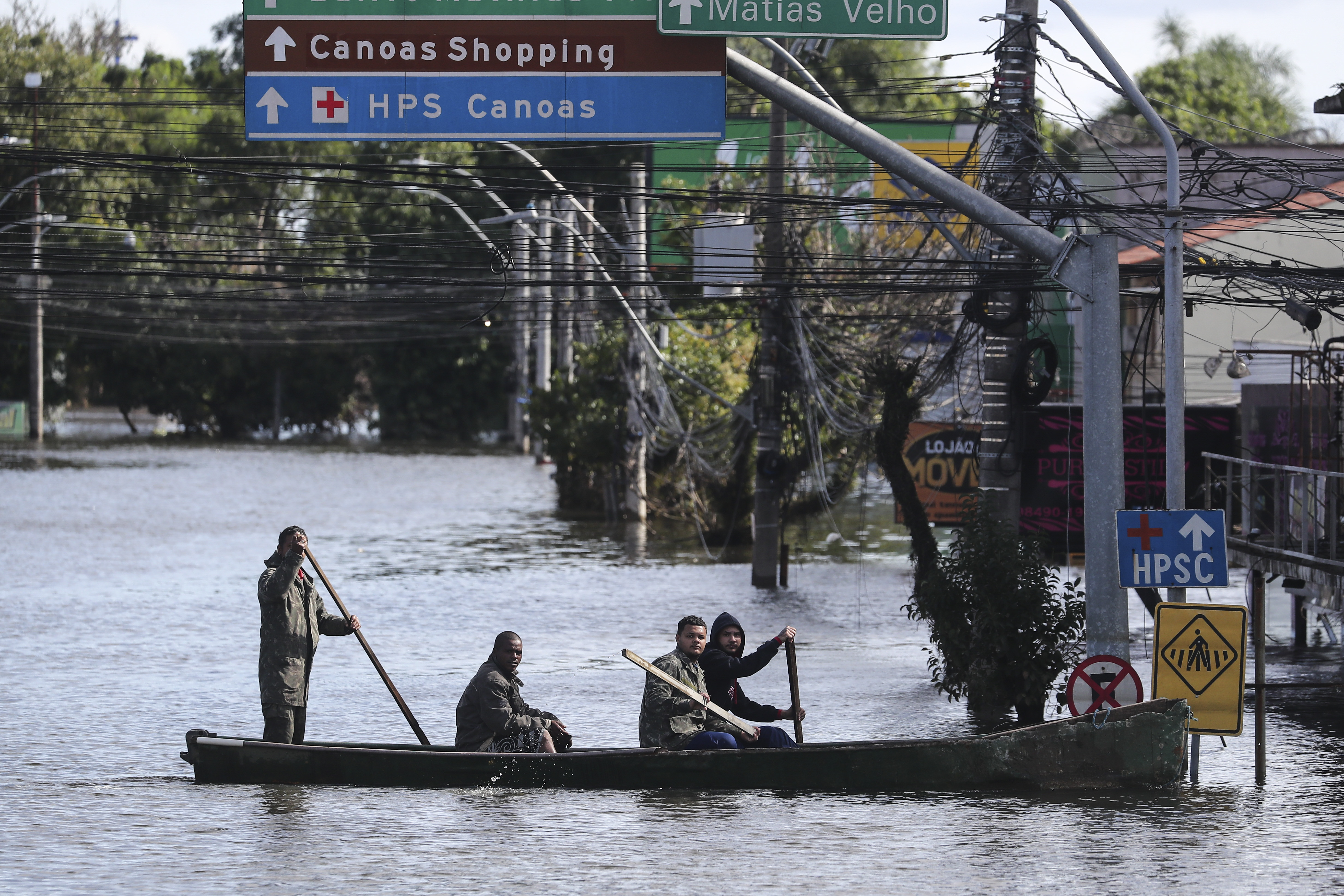 Tempestades, granizo y fuertes vientos: Emiten una nueva alerta en el aún inundado sur de Brasil