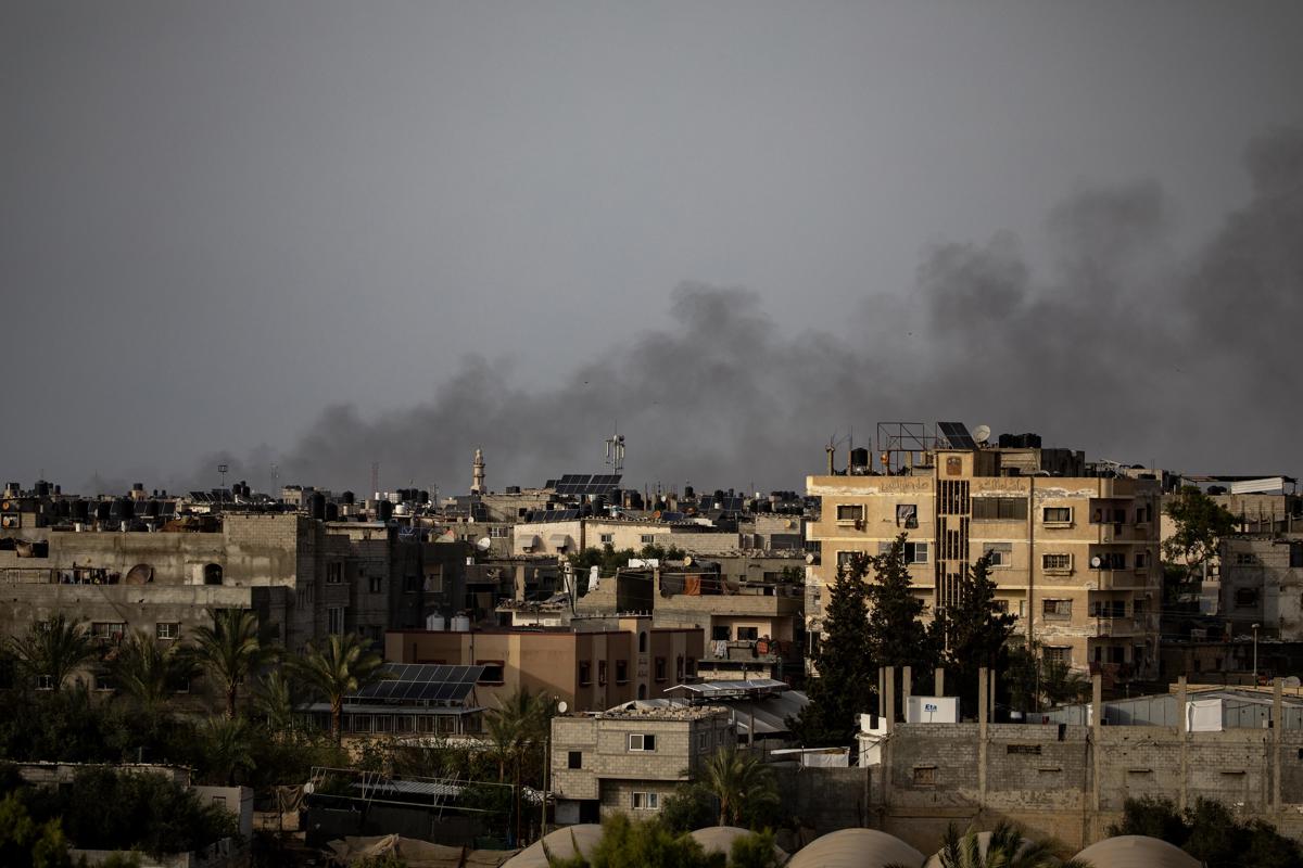 Médicos se niegan a evacuar un hospital en norte de Gaza que continúa bajo asedio israelí