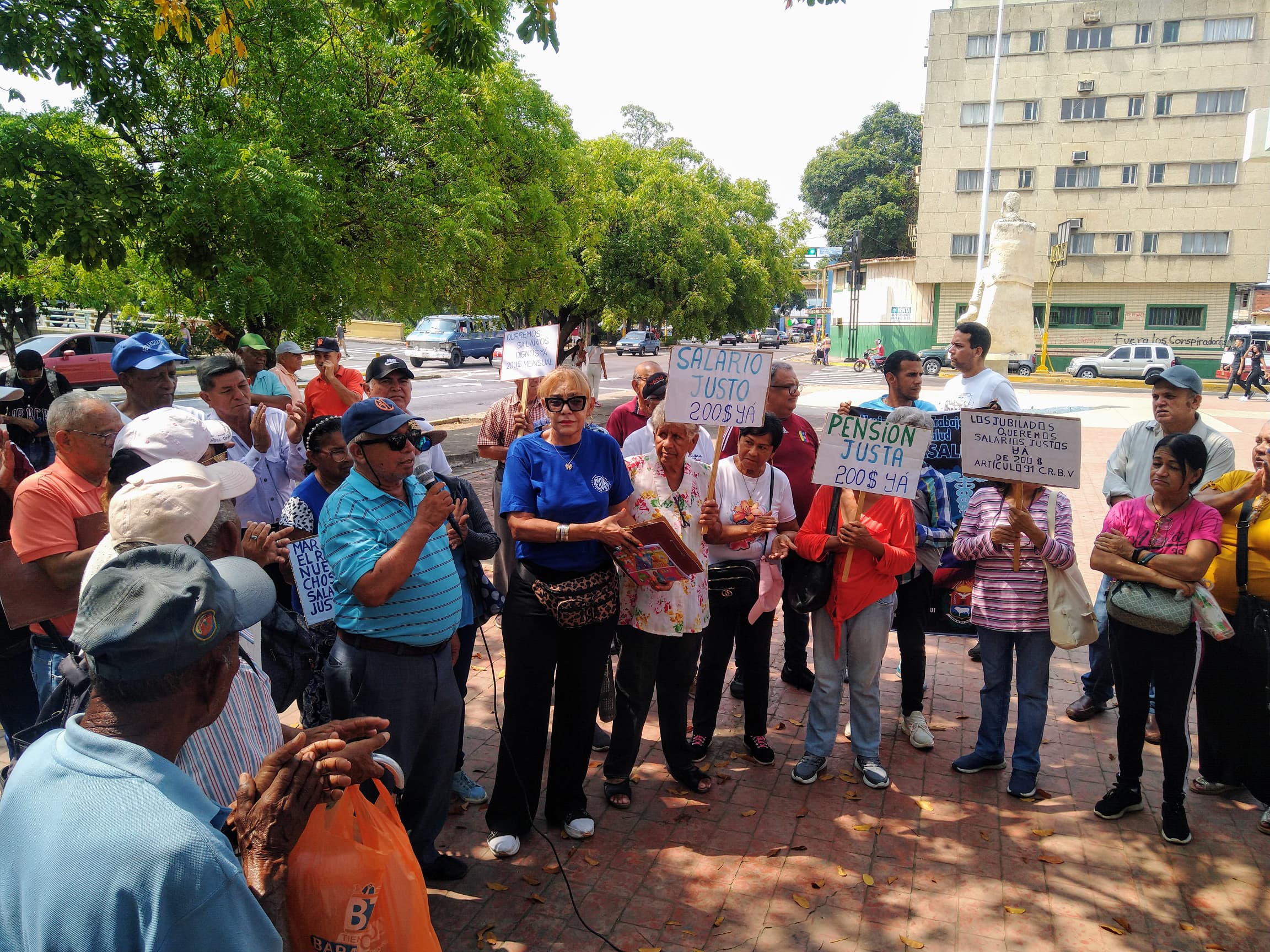 Jubilados de Anzoátegui mantienen exigencia de aumento de pensiones para tener una vejez digna