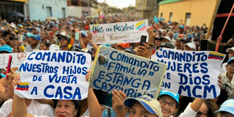 A 33 días para la elección presidencial, los Comanditos con Venezuela superan los 50 mil