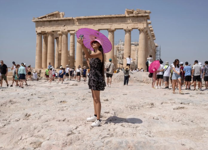 Cierre de escuelas y teletrabajo en Grecia ante la ola de calor con hasta 43 grados