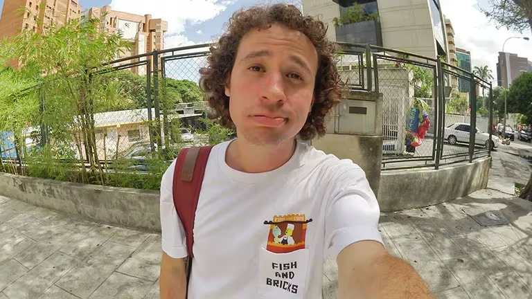 El video al cual Luisito Comunica tuvo que cambiar el título tras recibir miles de críticas