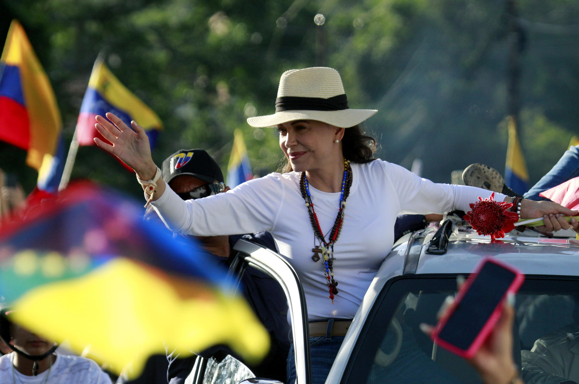 María Corina Machado, dispuesta a dialogar para lograr una transición política en Venezuela