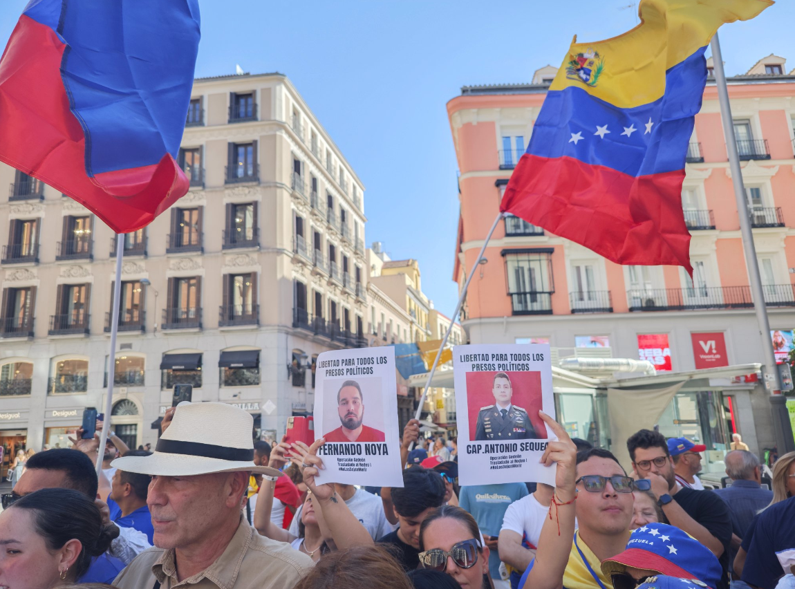 Venezolanos se movilizan en Madrid en apoyo a Edmundo González este #21Jul (Imágenes)