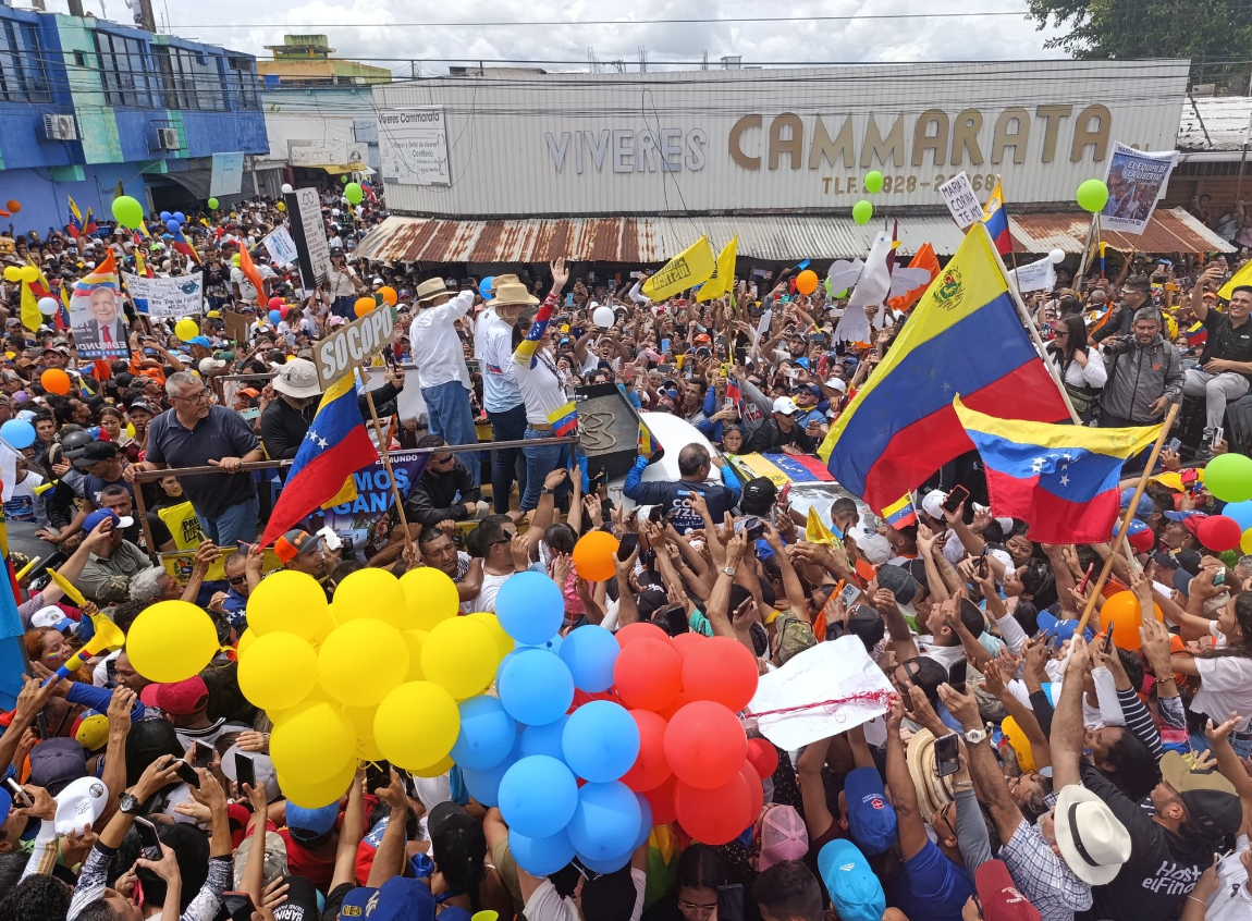 Barinas “se lució” con miles de personas acompañando a Edmundo González y María Corina Machado este #6Jul