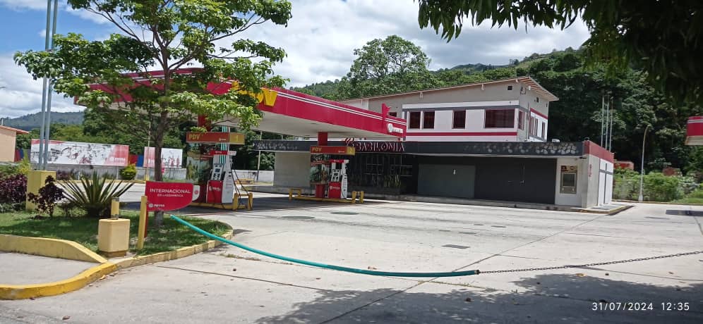 Estaciones de servicio en Mérida se mantienen cerradas y sin despacho de combustible