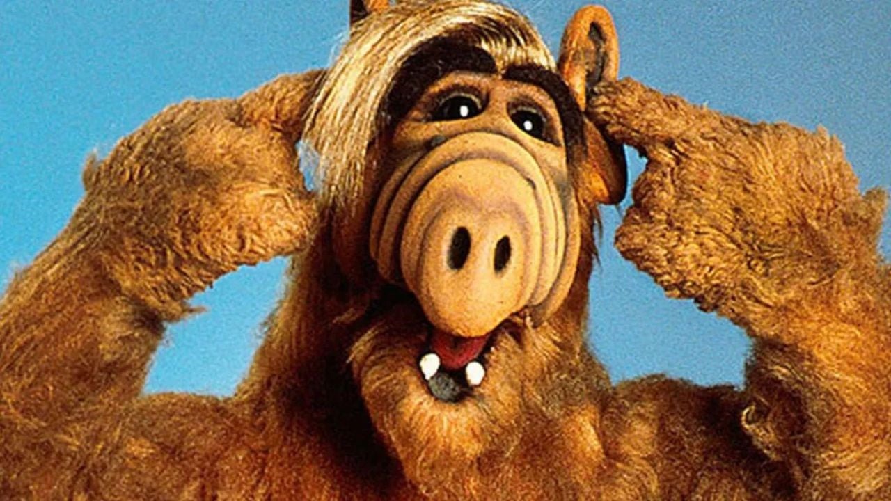 Por qué la serie de “Alf” dejó de salir al aire a pesar de su gran éxito