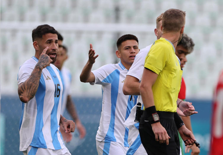 AFA elevó reclamo a la Fifa por el final del partido Argentina-Marruecos en París 2024