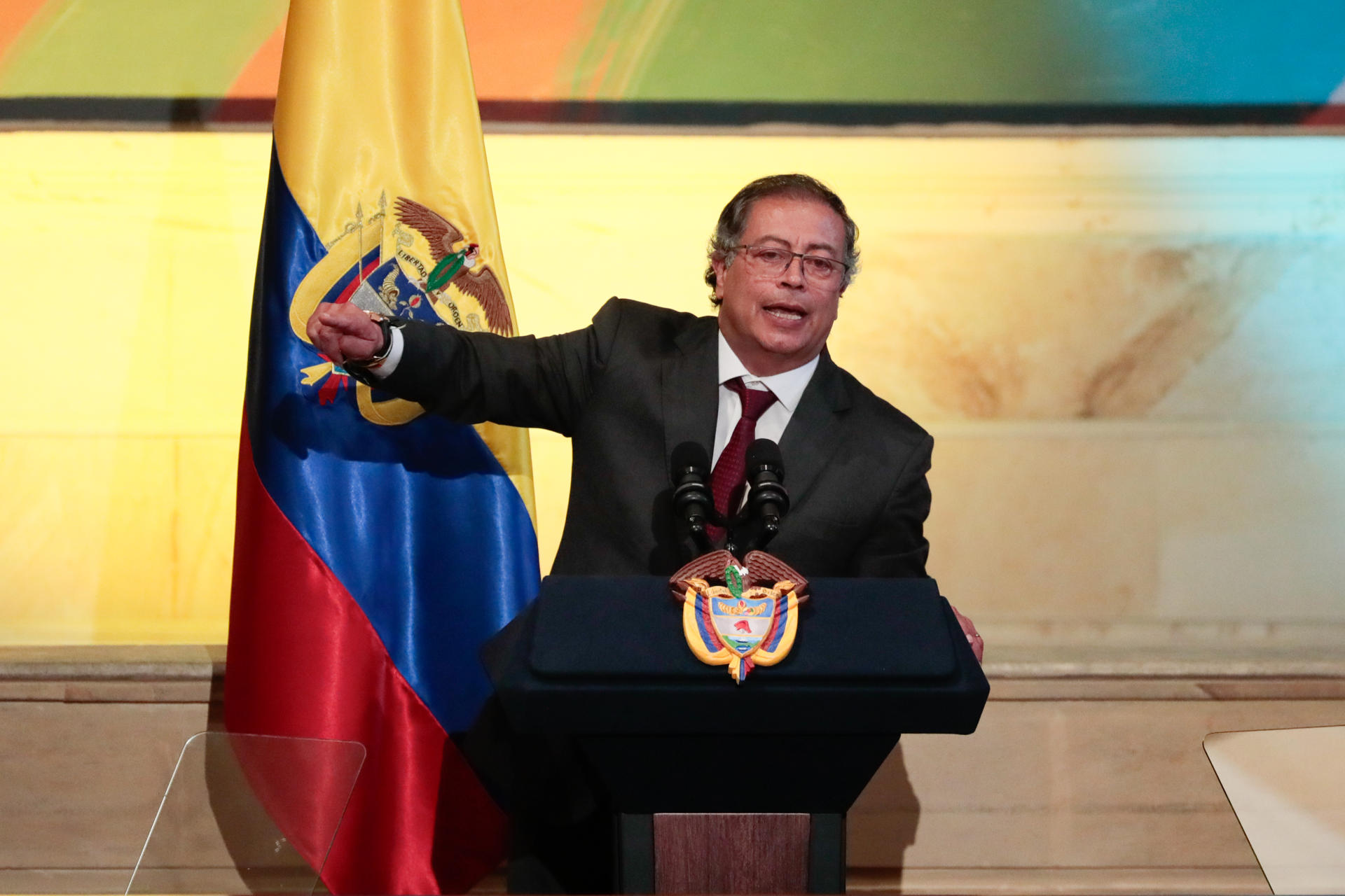 Ministro de Defensa de Colombia dijo que fue alertado sobre un supuesto atentado contra Petro