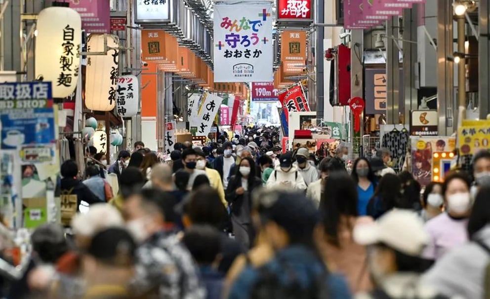 Qué es el karoshi: la alarmante realidad del exceso de trabajo en Japón
