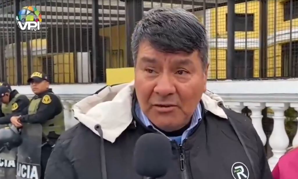 “Hay muchos que no pueden votar y eso es lamentable”, aseveró venezolano en Perú (Video)