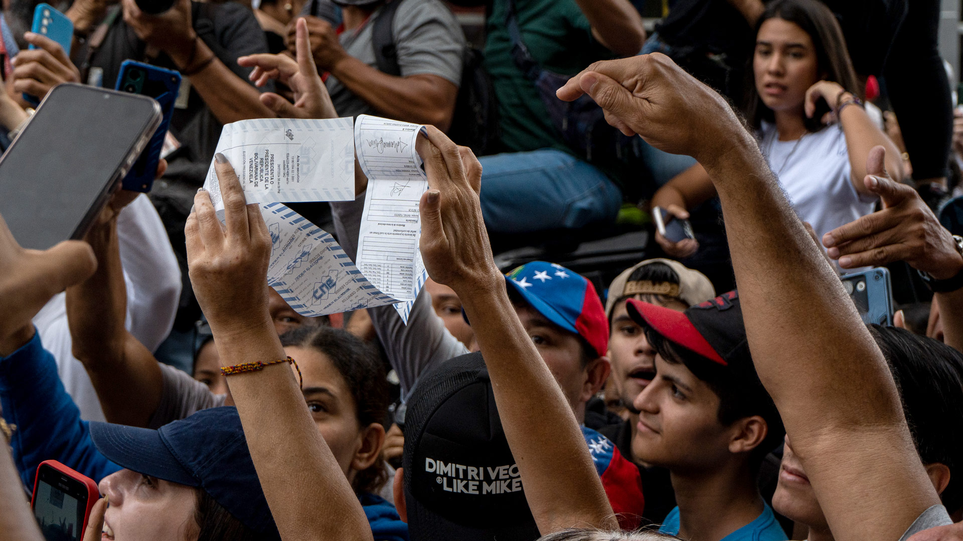 Elección presidencial en Venezuela: Cada acta, un testimonio y una fe de vida