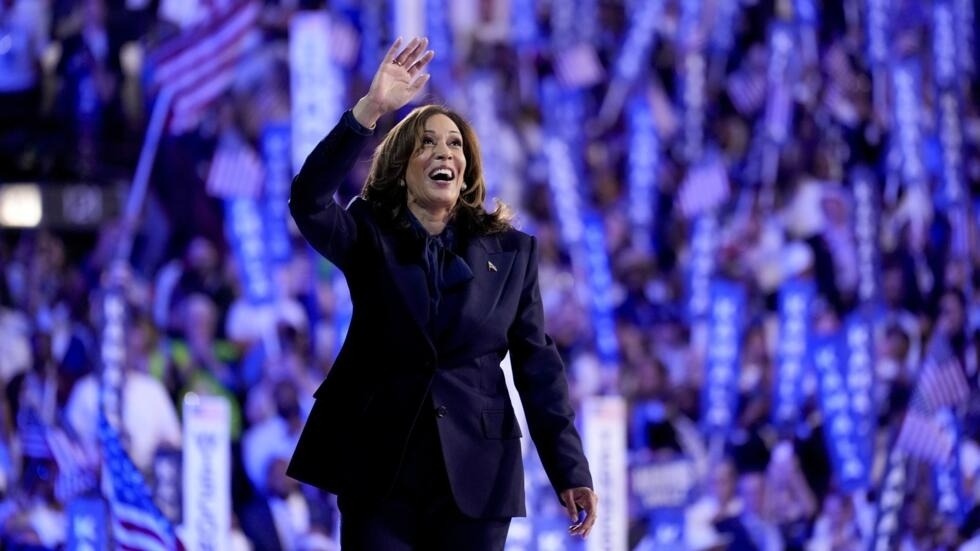 Kamala Harris aseguró que se puede regularizar a los migrantes indocumentados y “proteger” la frontera