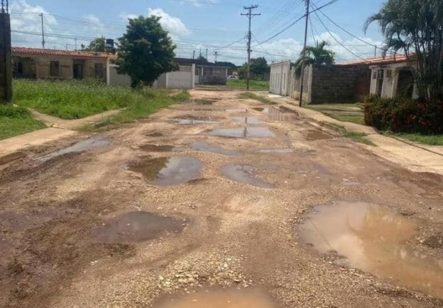 Calles de Calabozo en Guárico ya no aguantan un hueco más