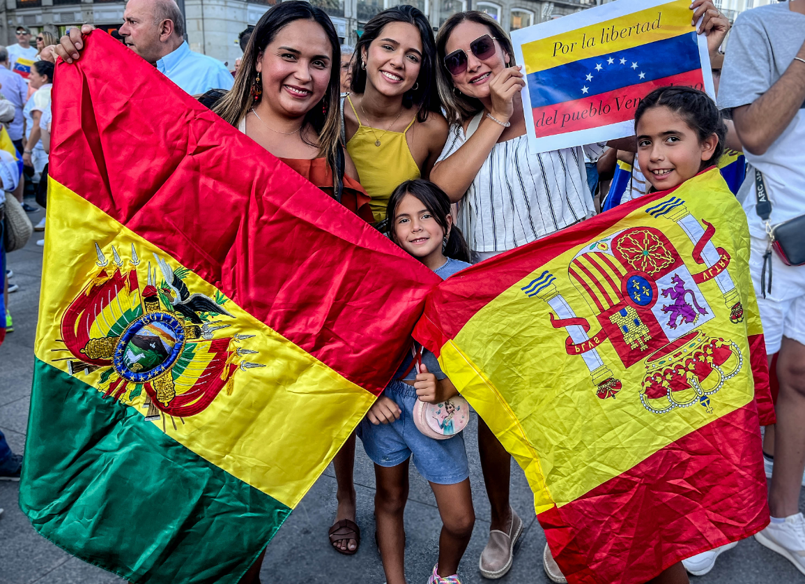 Venezolanos protestaron para recordar a las autoridades bolivianas que no están de turismo por el mundo