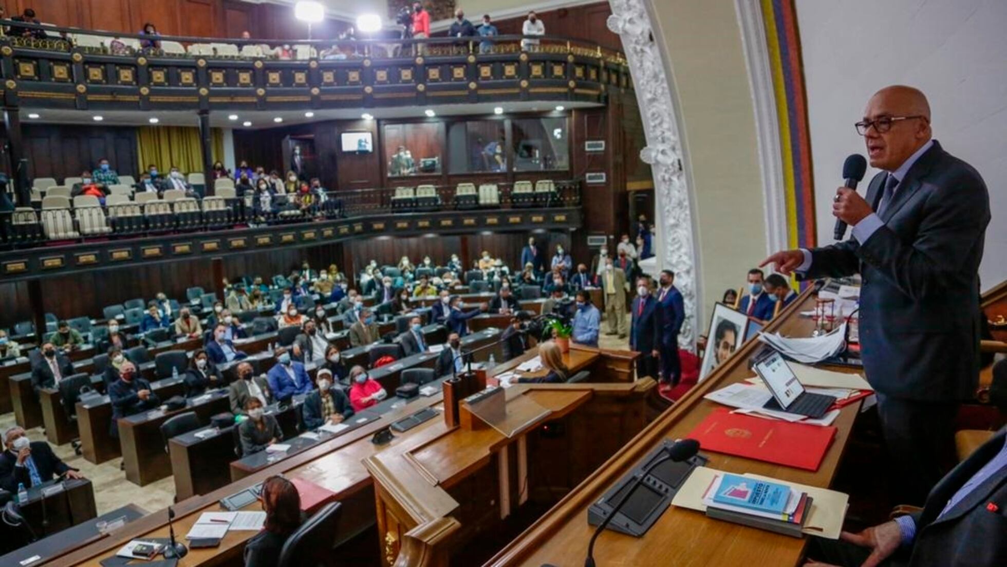 AN chavista repudia que Parlamento Europeo reconociera a Edmundo González como presidente electo de Venezuela