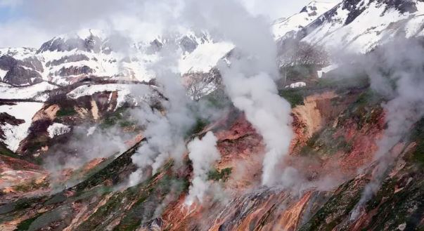 Asciende a tres la cifra de mineros muertos tras derrumbe en un mina en Rusia