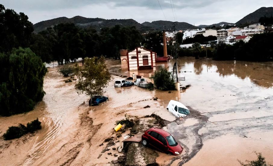 Dramáticas imágenes en varias ciudades españolas por inmensas inundaciones (VIDEOS)