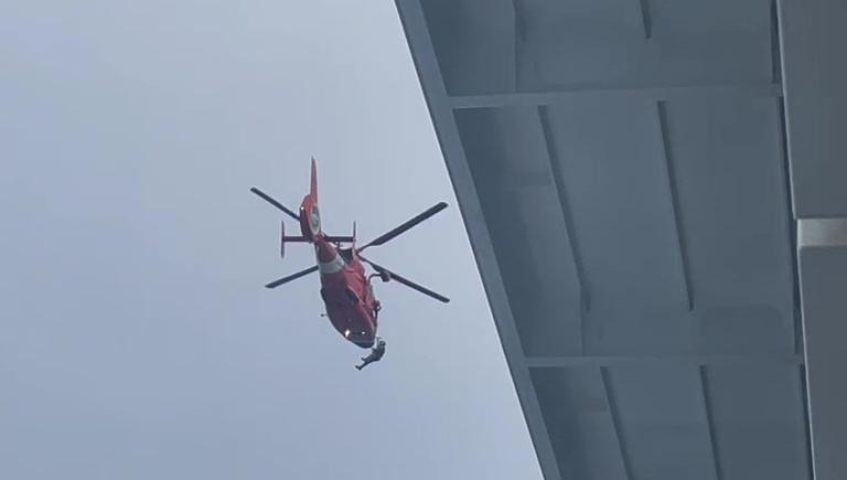 VIDEO: Pasajeros de cruceros son evacuados en helicóptero frente a la costa de Florida por la llegada de Milton