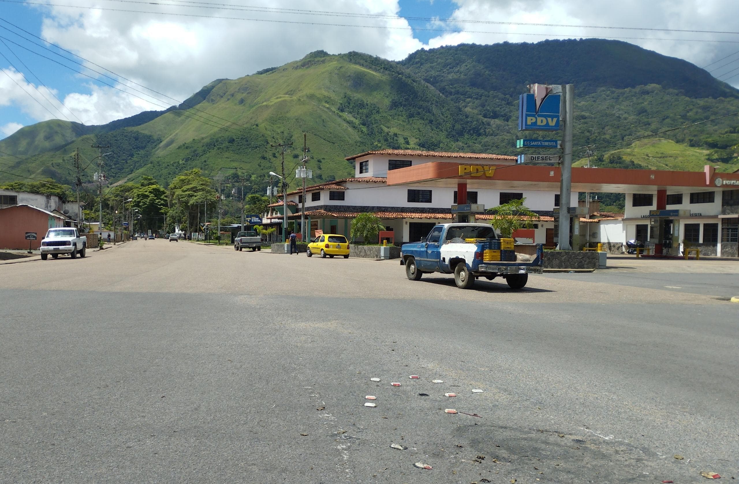 Pobladores de Caripe padecen un martirio al abastecerse de gasolina cada 8 días