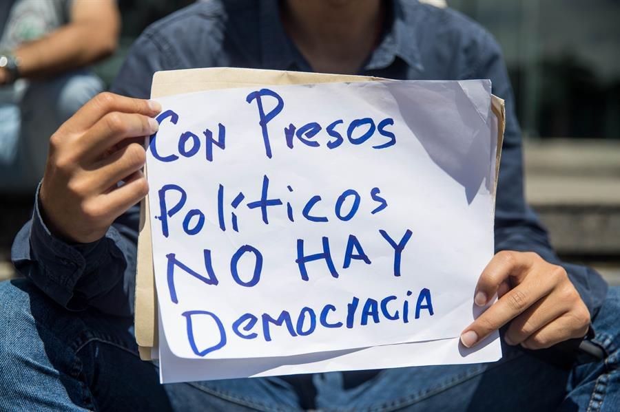 There are more than 1,900 political prisoners in Venezuela according to NGO Foro Penal