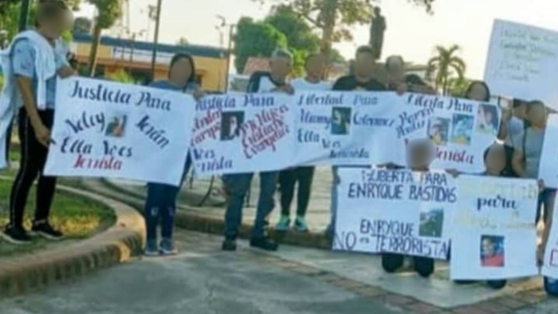 Protestaron en Sabaneta de Barinas familiares de los presos políticos en Tocorón