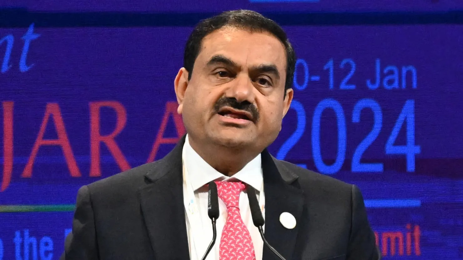 Multimillonario Gautam Adani fue acusado en Nueva York de cometer fraude masivo y soborno