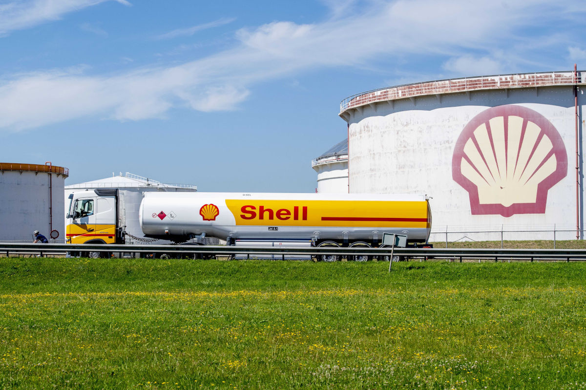 Justicia neerlandesa tumba una sentencia histórica contra petrolera Shell