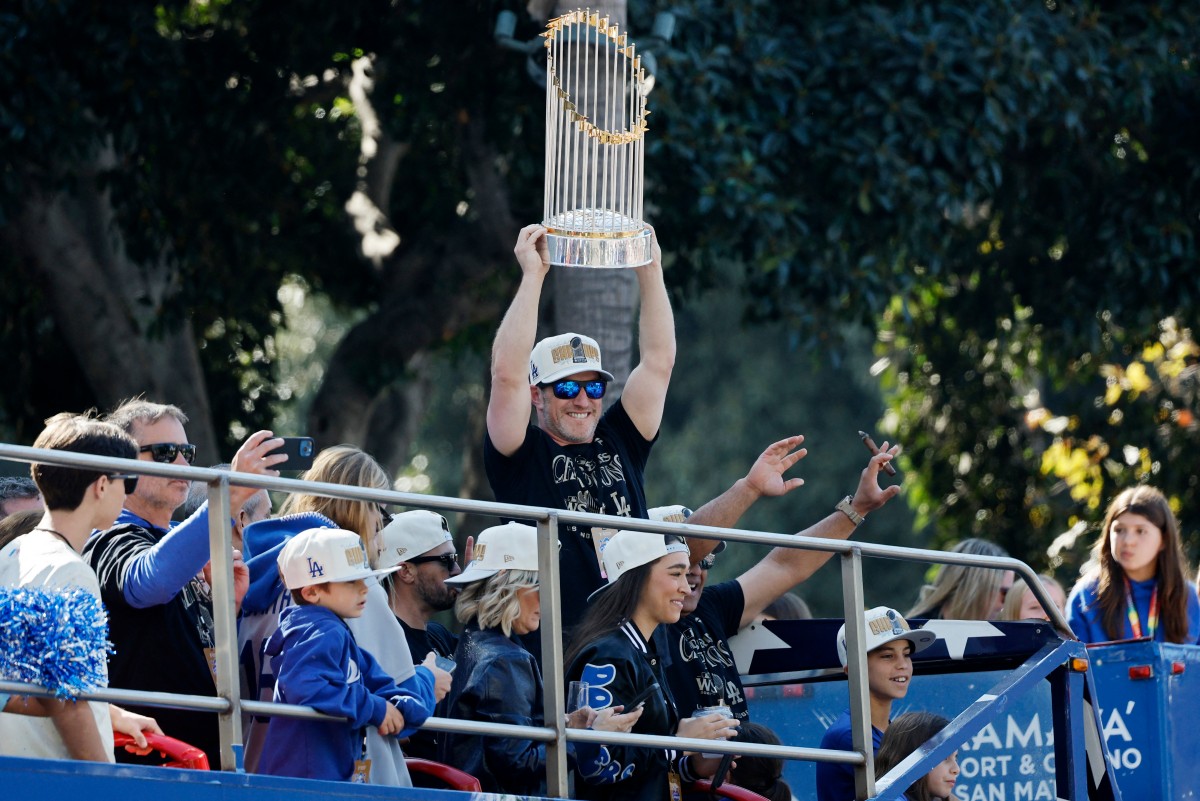 Dodgers celebraron por todo lo alto su octavo título con desfile en Los Ángeles (Fotos)