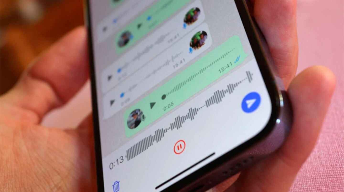 WhatsApp: cómo activar la función para pasar audios a texto