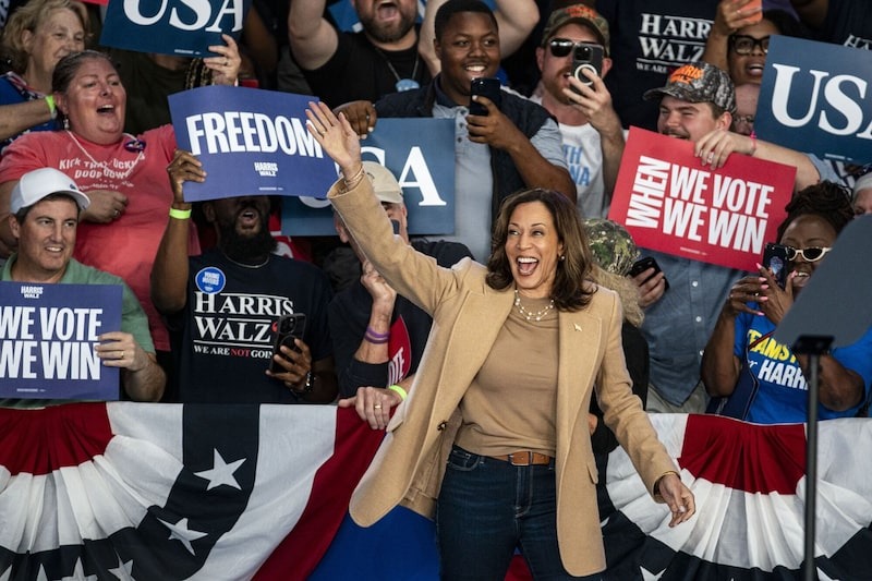 Kamala Harris gana en toda la costa oeste y recorta la ventaja de Donald Trump