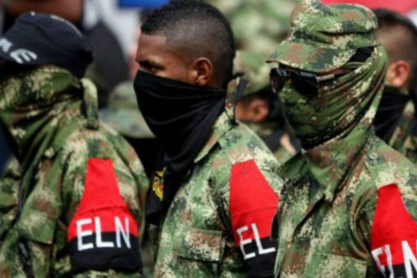 Prisión para dos integrantes del ELN por la muerte de un teniente de policía en Colombia