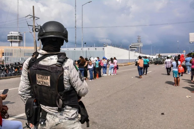 Al menos siete muertos dejó motín en un penal de México