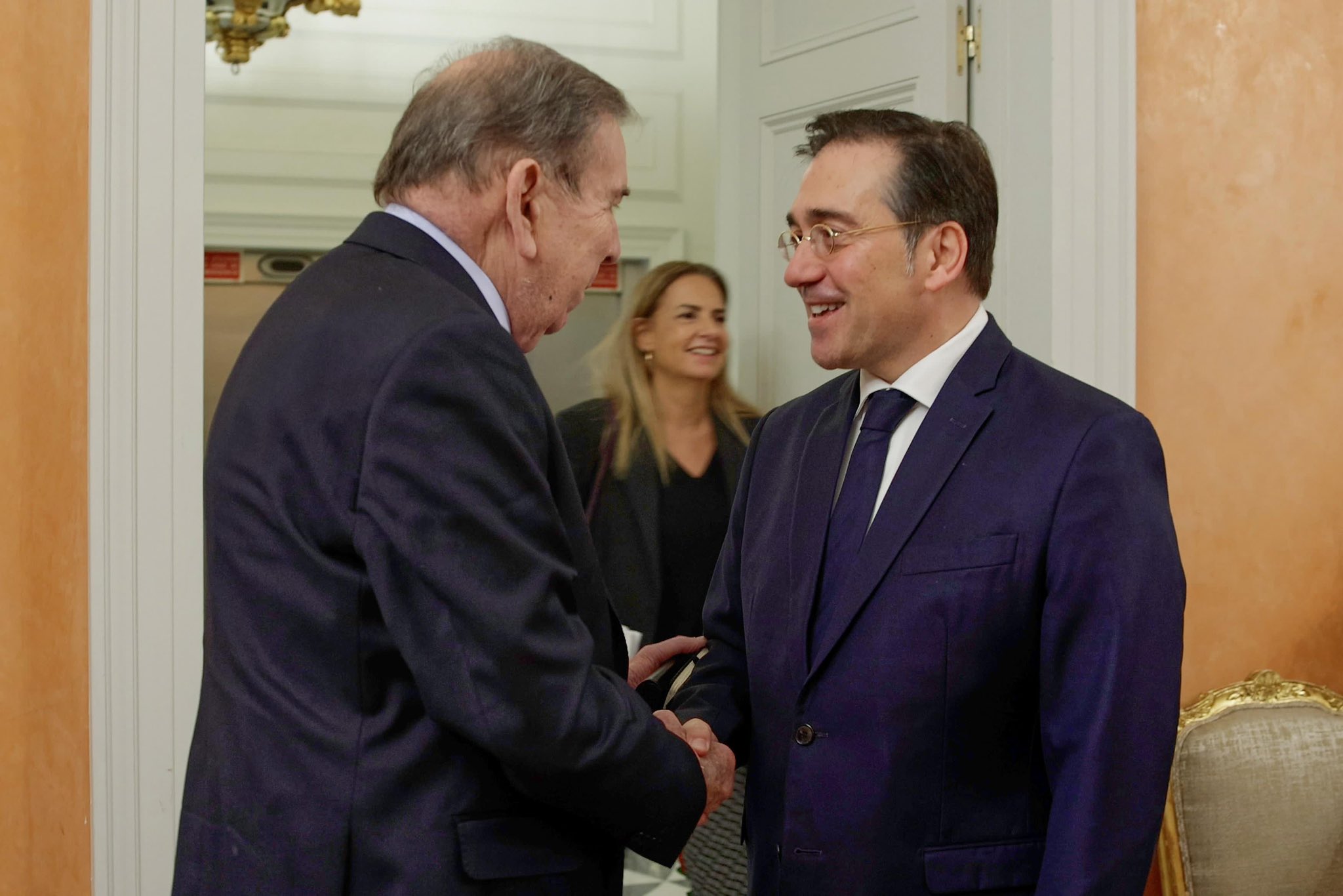 Edmundo González se reunió con el canciller español José Manuel Albares (FOTOS)