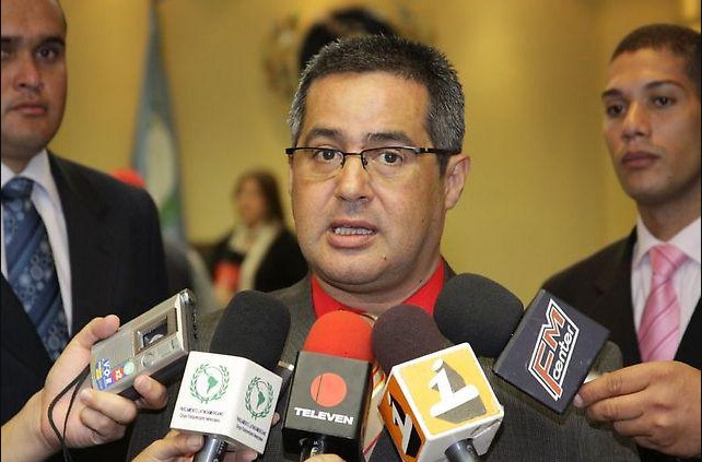 Nicolás Maduro nombró a nuevo director del Saime: se trata de un familiar de Cilia Flores